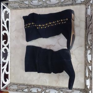 Zigi Soho suede slouchy flat boots with silver and gold stud accents sz 6